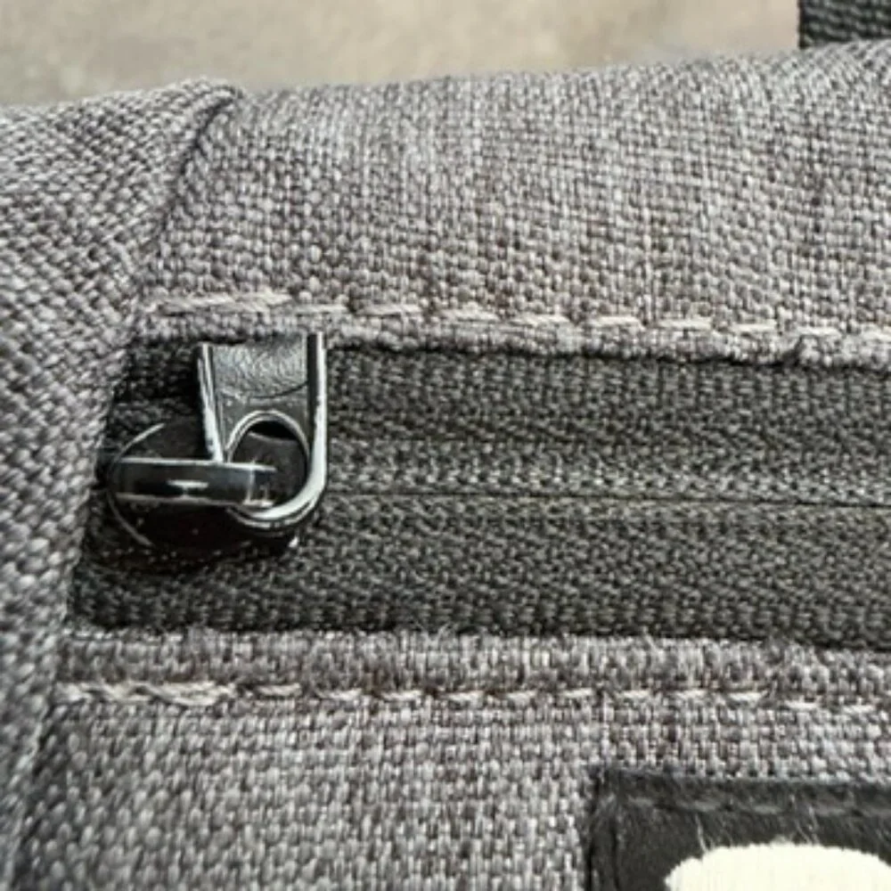 Oakley Gray Enduro 25L Backpack – Multi-Compartment Tech / Travel Bag